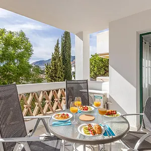 797-holiday-rentals-apartamento-frente-al-parque-la.1costadelsol.com/